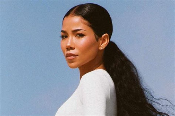 24 Pictures Of Jhene Aiko’s Hot Older Sisters Mila J & Miyoko (PHOTOS