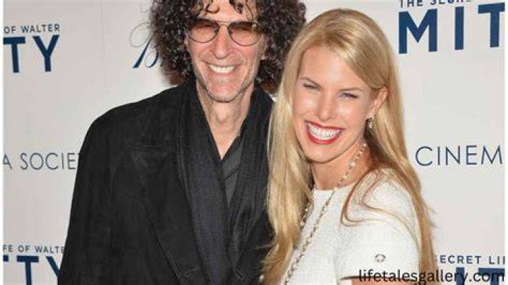 Alison Berns; Bio, Height, Net Worth, Career, Marriage & Divorced