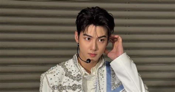 All The Girls Eunwoo Has Dated Cha Eunwoo Rumored Girlfriends YouTube