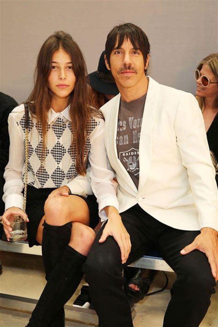 Anthony Kiedis Wife, Girlfriend, Dad, Son, Height, Age, Is He Gay