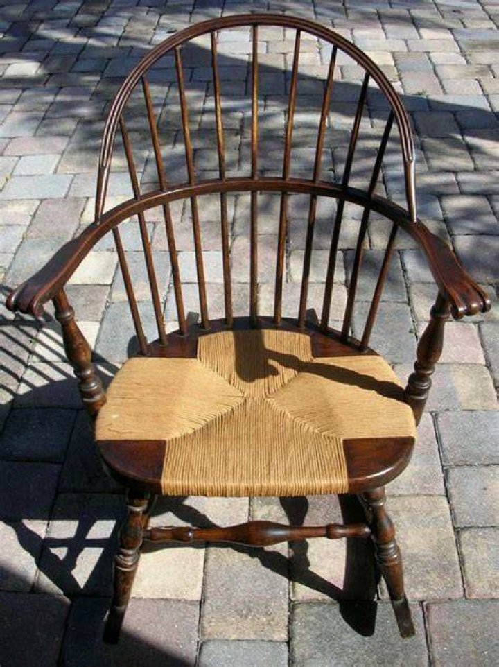 Antique Windsor Chair Identification and Value Guide