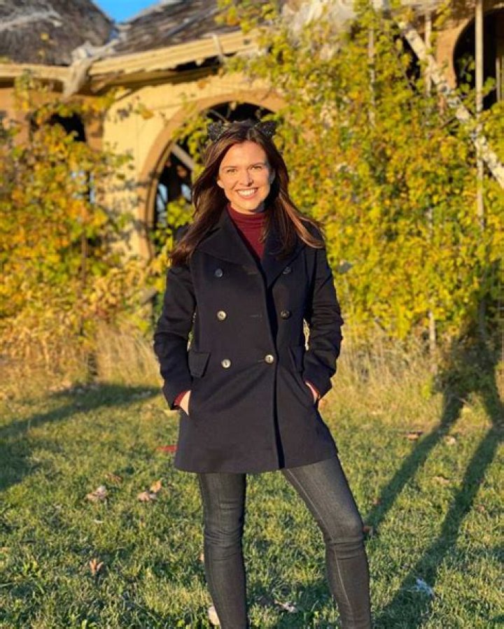 Arlette Saenz’s biography age, parents, nationality, salary Legit.ng