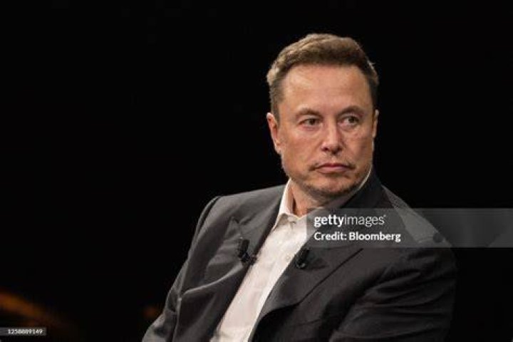 Billionaire Elon Musk's Wife Talulah Riley To Get 16 Million After