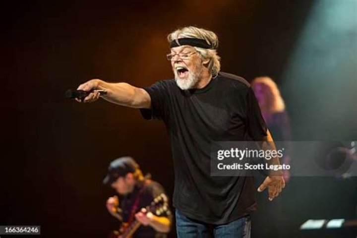 Bob Seger's "Turn The Page" Gets Brutally Honest About A Musician's Life