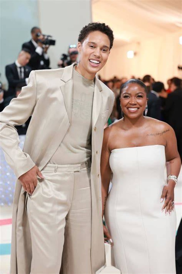 Brittney Griner Biography, Wiki, Wife, Age, Family, Net Worth and More