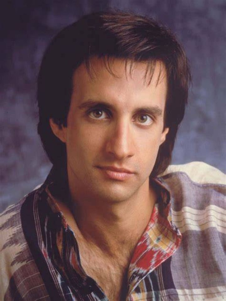 Bronson Pinchot recalls dinner date with Carrie Fisher