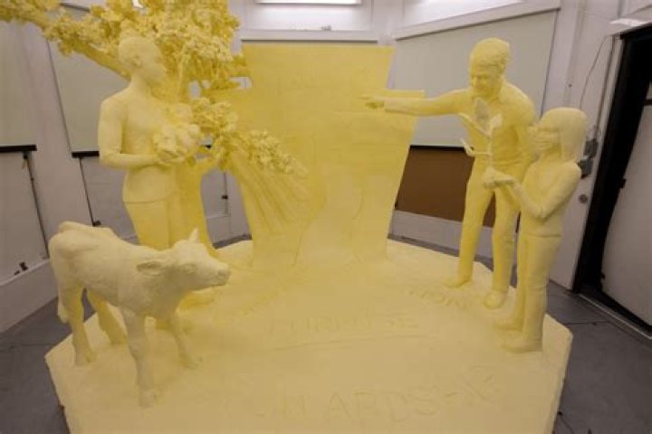Butter Sculpture Of Iowa Star Caitlin Clark Is Incredible The Spun