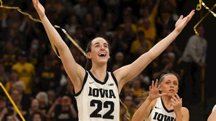 Caitlin Clark Compared Her Iowa Team To A Specific NFL Squad The Spun