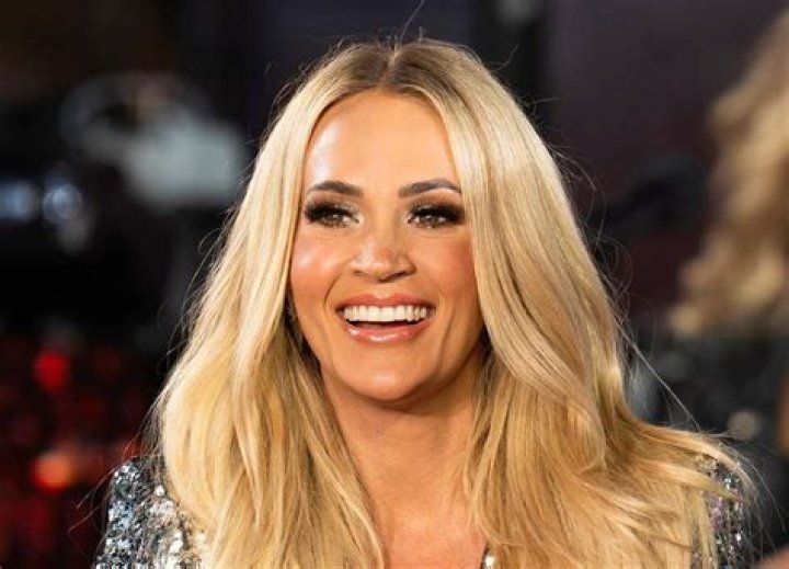 Carrie Underwood Wouldn't Take No for an Answer From Axl Rose