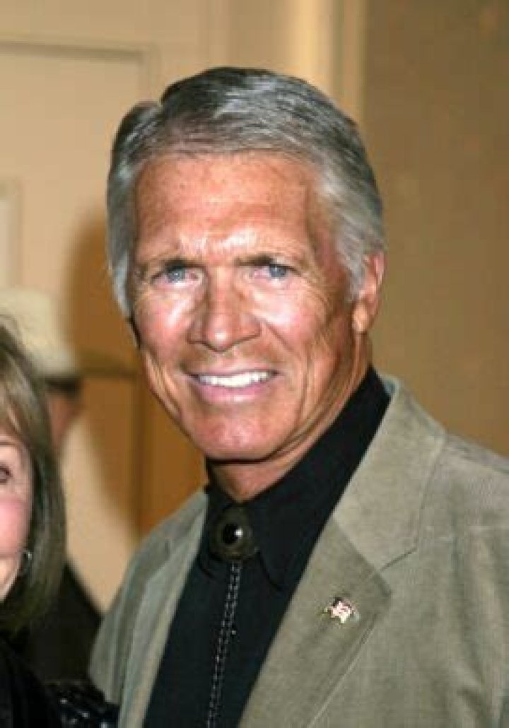 Chad Everett Biography Facts, Childhood, Family Life & Achievements