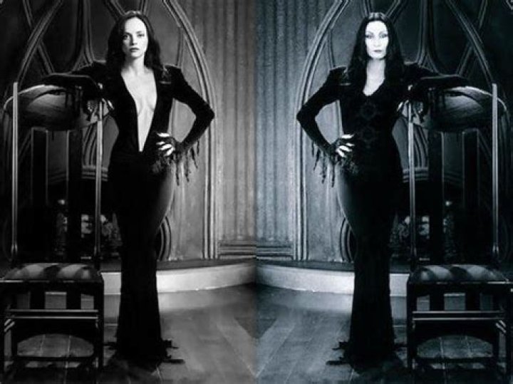 Christina Ricci Dressed As Morticia Addams r/movies