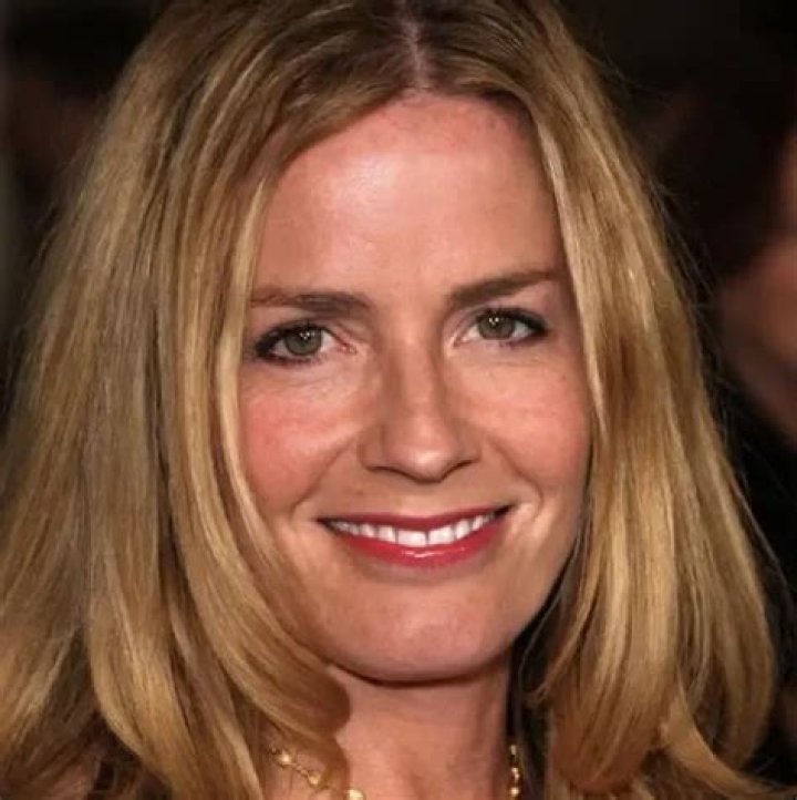 Elisabeth Shue photos and Biography Digital HD Photos
