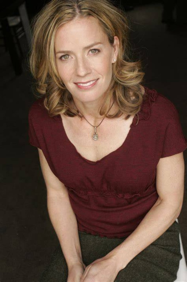 Fashion Elisabeth Shue wallpapers (1035)