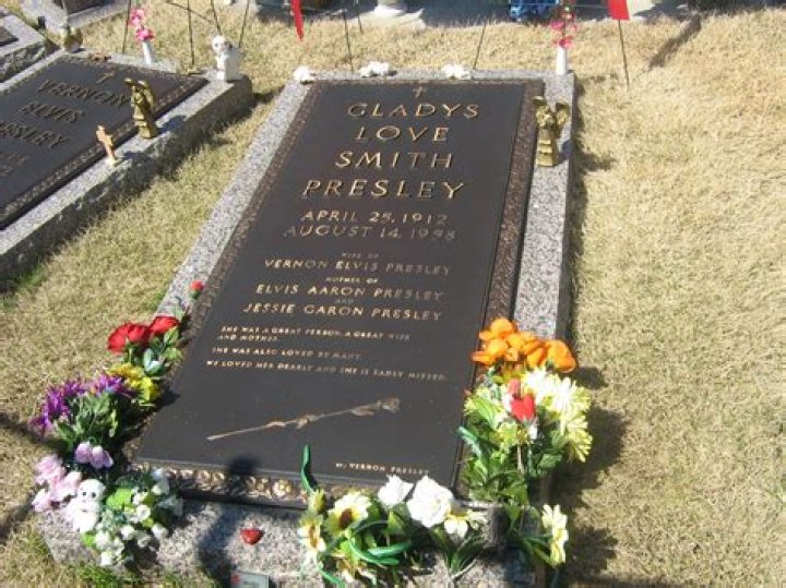 Gladys Presley Tombstone Rare Photo Gladys Presley's Original