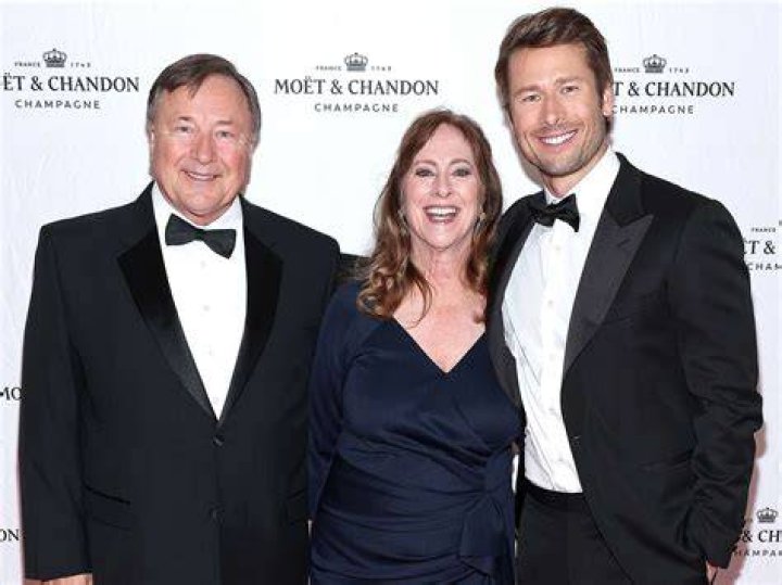 Glen Powell on His Parents' Cameo in Anyone But You 'Proud of Them'