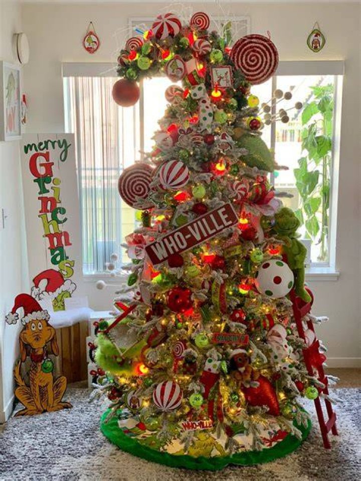 Grinch Christmas Tree (with Grinch Tree Topper) Southern Crush at Home