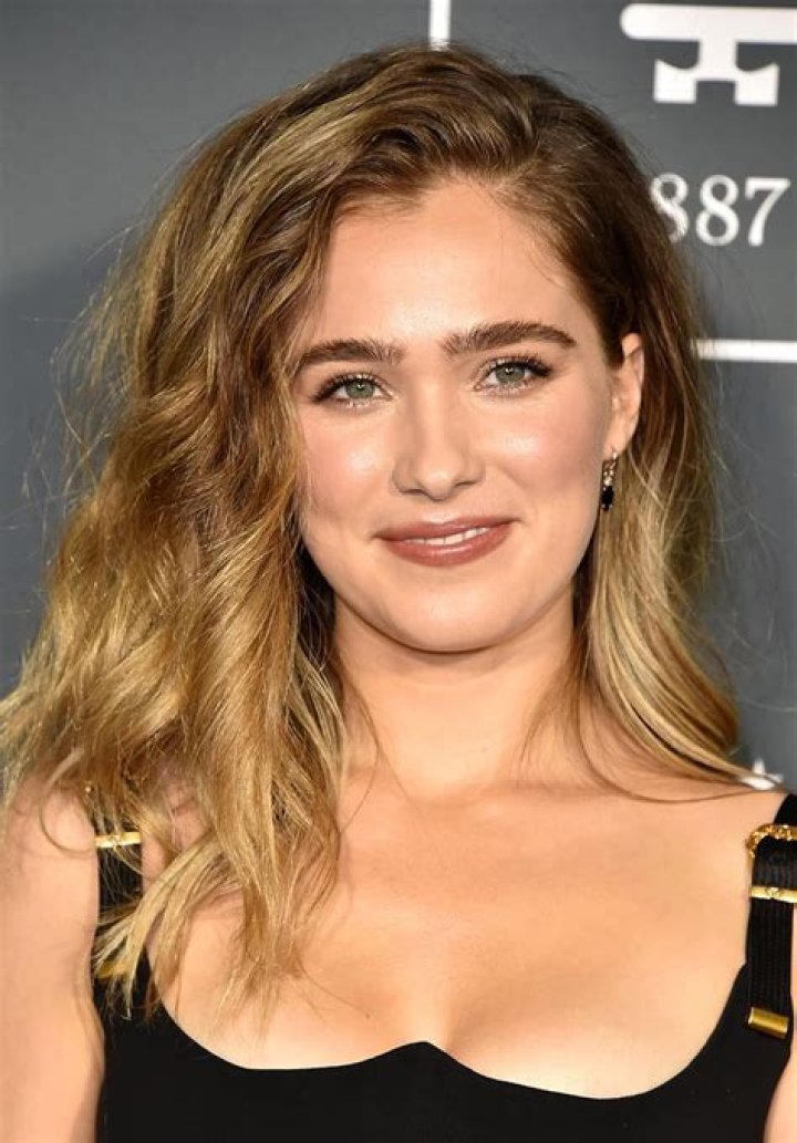Haley Lu Richardson Celebrity biography, zodiac sign and famous quotes