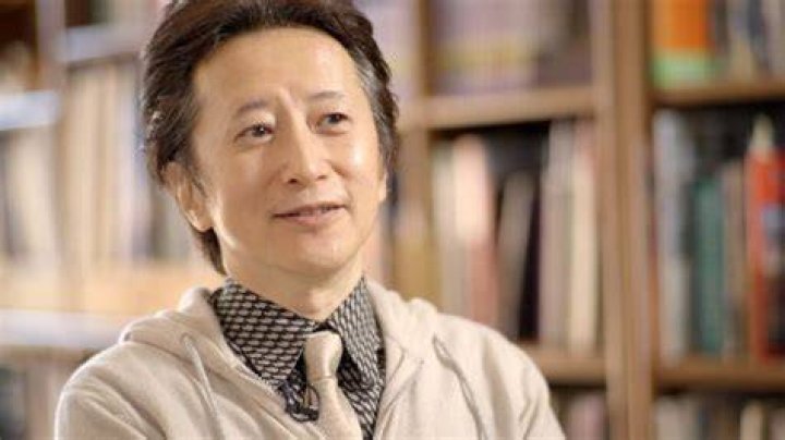 Hirohiko Araki Biography Facts, Childhood, Family Life & Achievements
