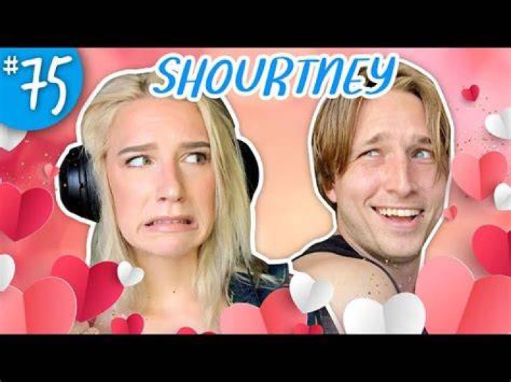 How Courtney & Shayne Feel About Being Shipped Together SmoshCast 75