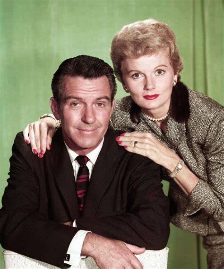 Hugh Beaumont Net Worth Wife Famous People Today