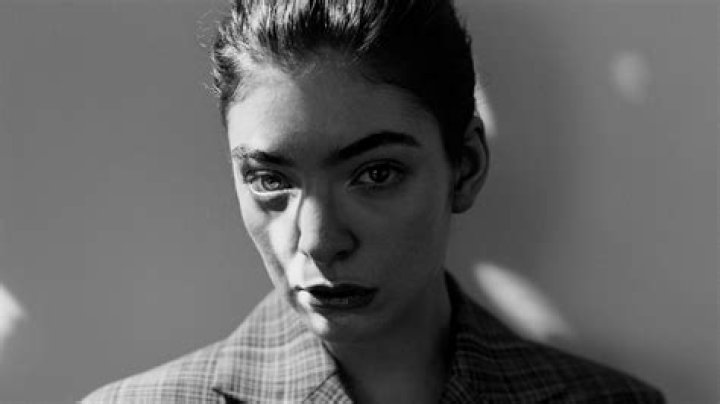 Is Lorde Openly Gay Or Bisexual? Exploring Her Sexuality Rumors