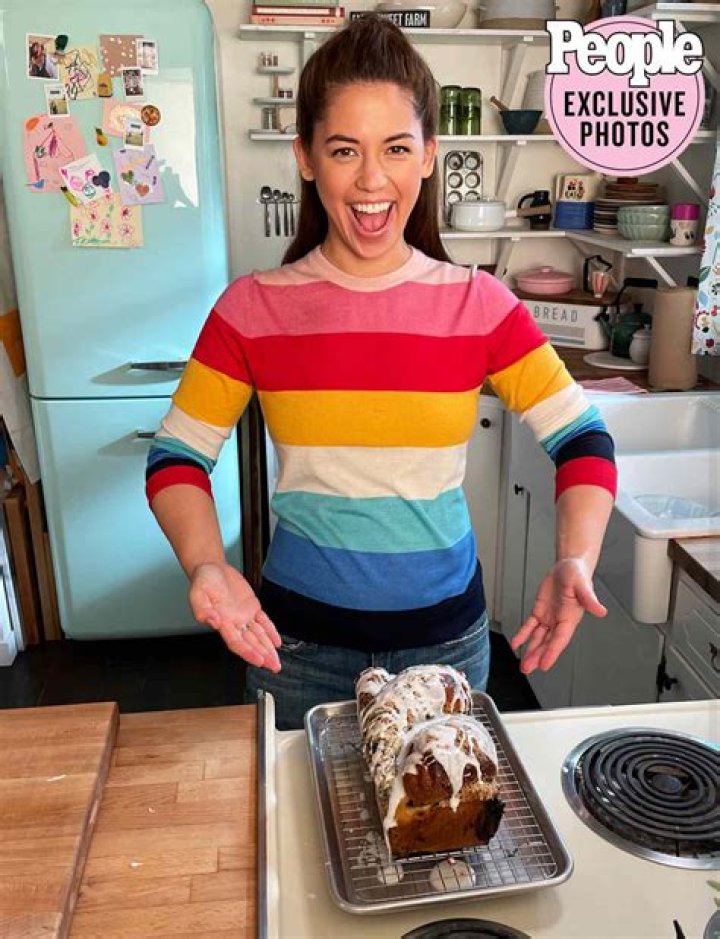 Is Molly Yeh Pregnant on 'Spring Baking Championship'? Fans Think So