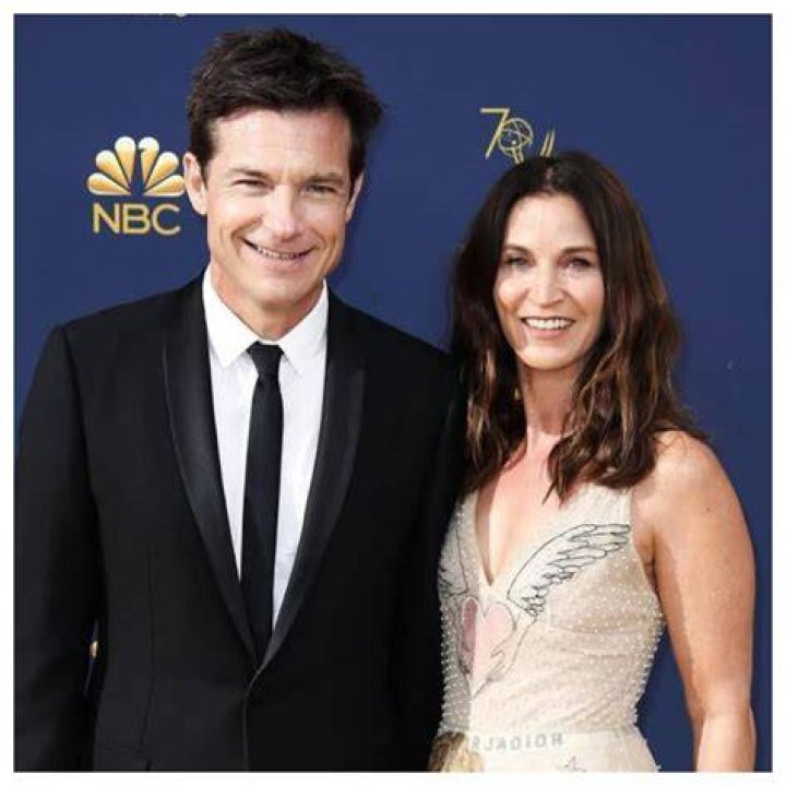 Jason Bateman and wife Amanda Anka at the Los Angeles premiere of THE