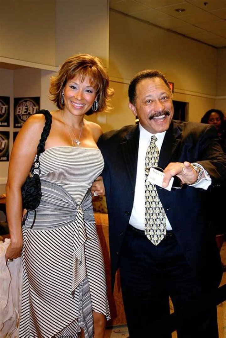 Joe Judge Wife Pics
