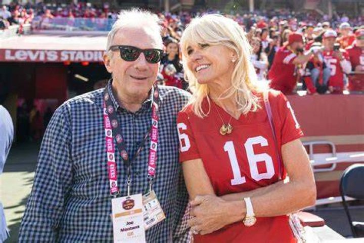 Joe Montana & His Wife Stopped a Kidnapping of 9MonthOld Grandchild