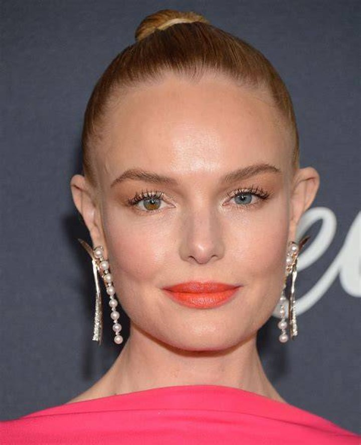 KATE BOSWORTH at Instyle and Warner Bros. Golden Globe Awards Party 01