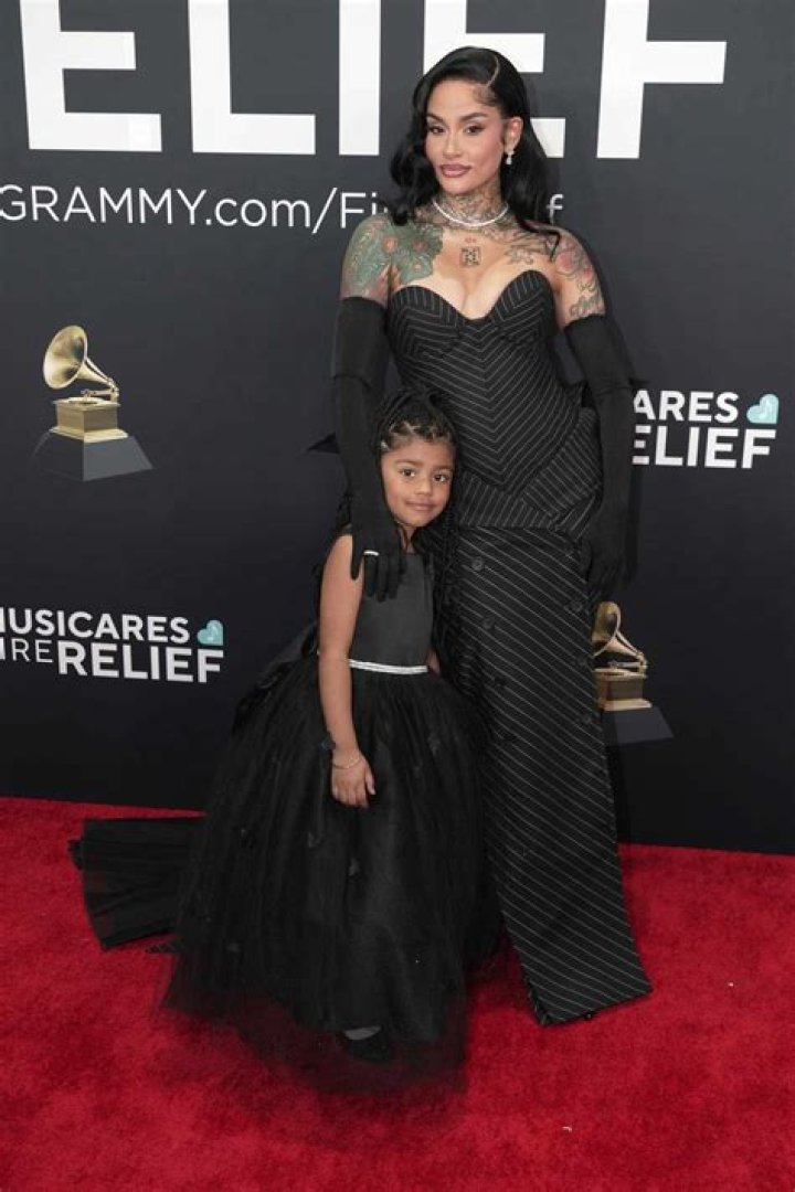 KEHLANI E o pai do filho dela que é a cara do Spartakus Santiago pandlr