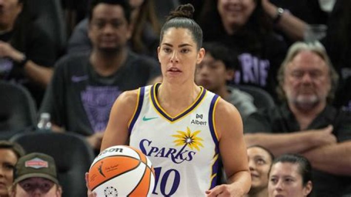 Kelsey Plum sets record straight on husband 'I'm not married'