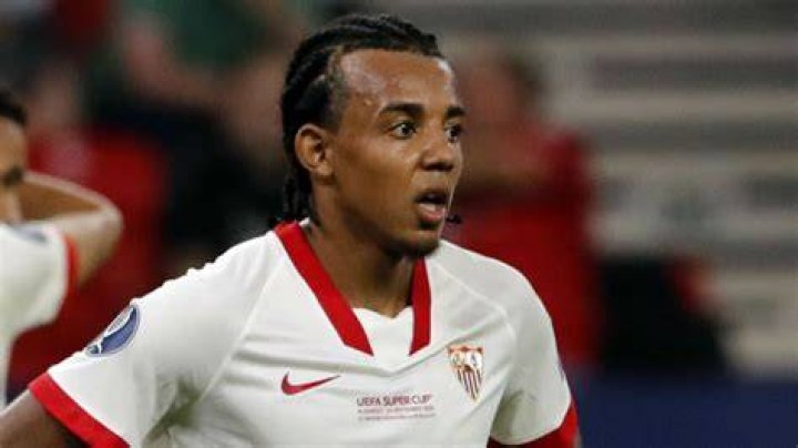Kounde reacts to missing out on Man City move as Sevilla shut exit door