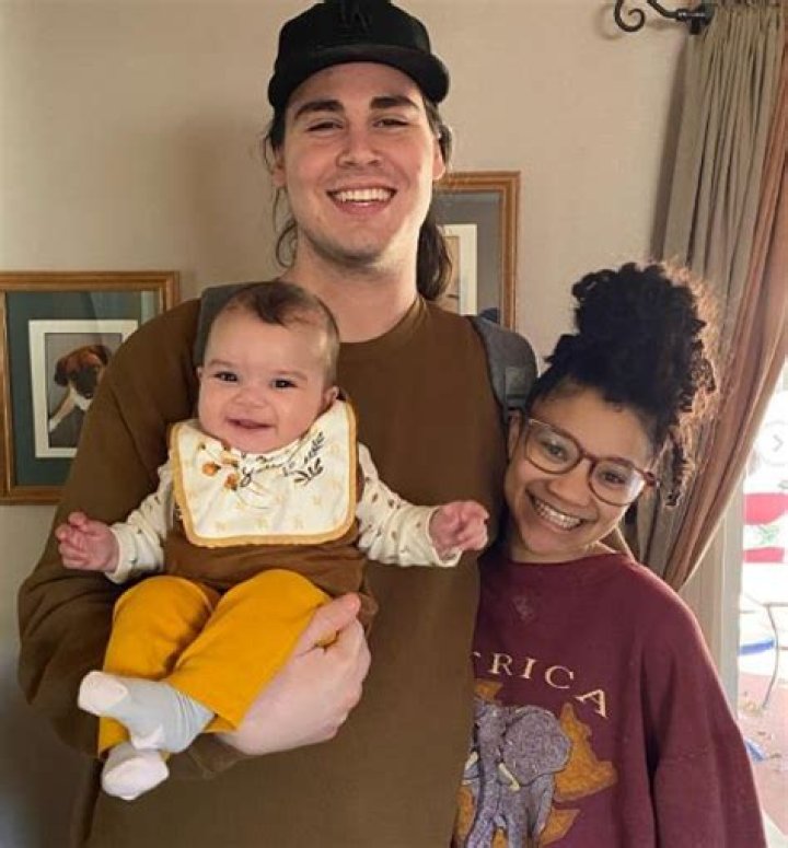 Kylee Russell Wiki, Age, Husband, Child, Family, Net Worth, Ethnicity