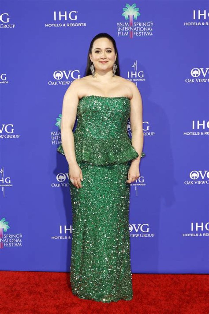 Lily Gladstone Height, Weight, Age, Boyfriend, Girlfriend, Facts, Biography