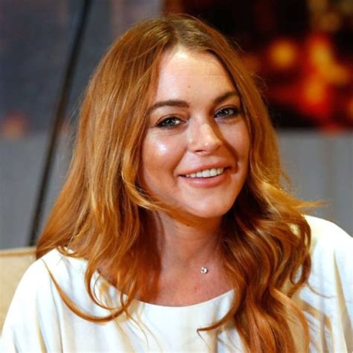 Lindsay Lohan's Plastic Surgery Makeover Exposed By Top Docs