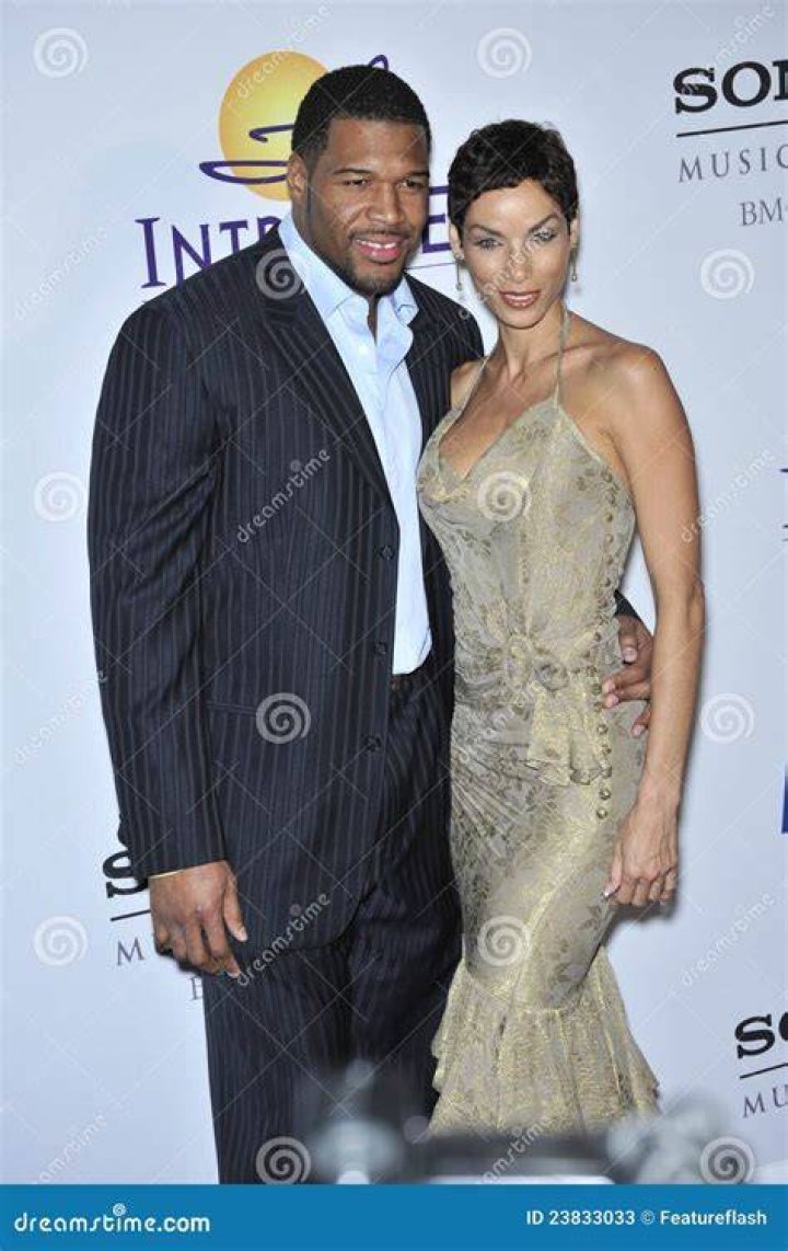 Michael Strahan & Nicole Murphy Call Off 5 Year Engagement BellaNaija