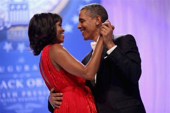 Michelle Obama wishes Barack happy 25th anniversary in sweet message