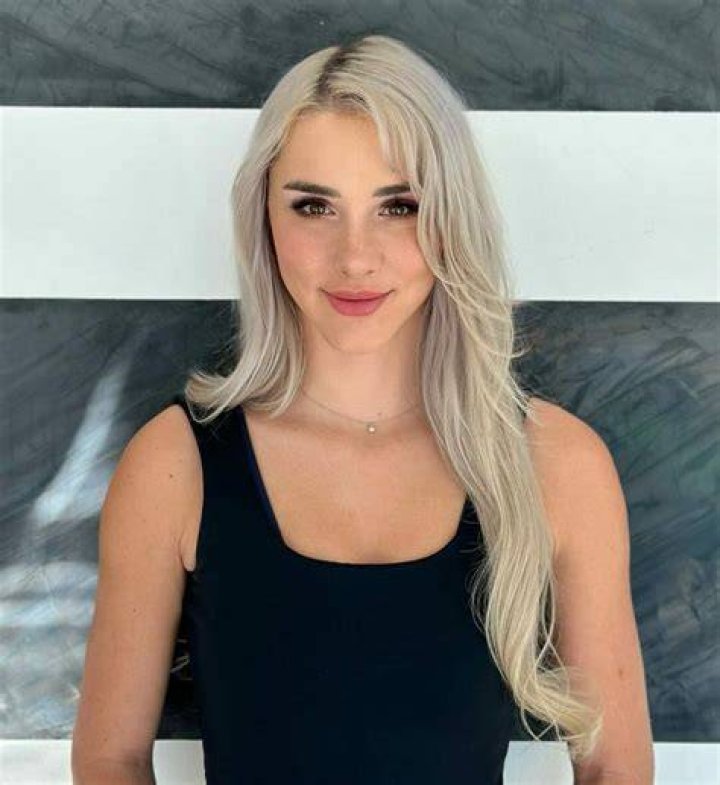 Mikhaila Peterson Biography; Net Worth, Age, Podcast, Education And