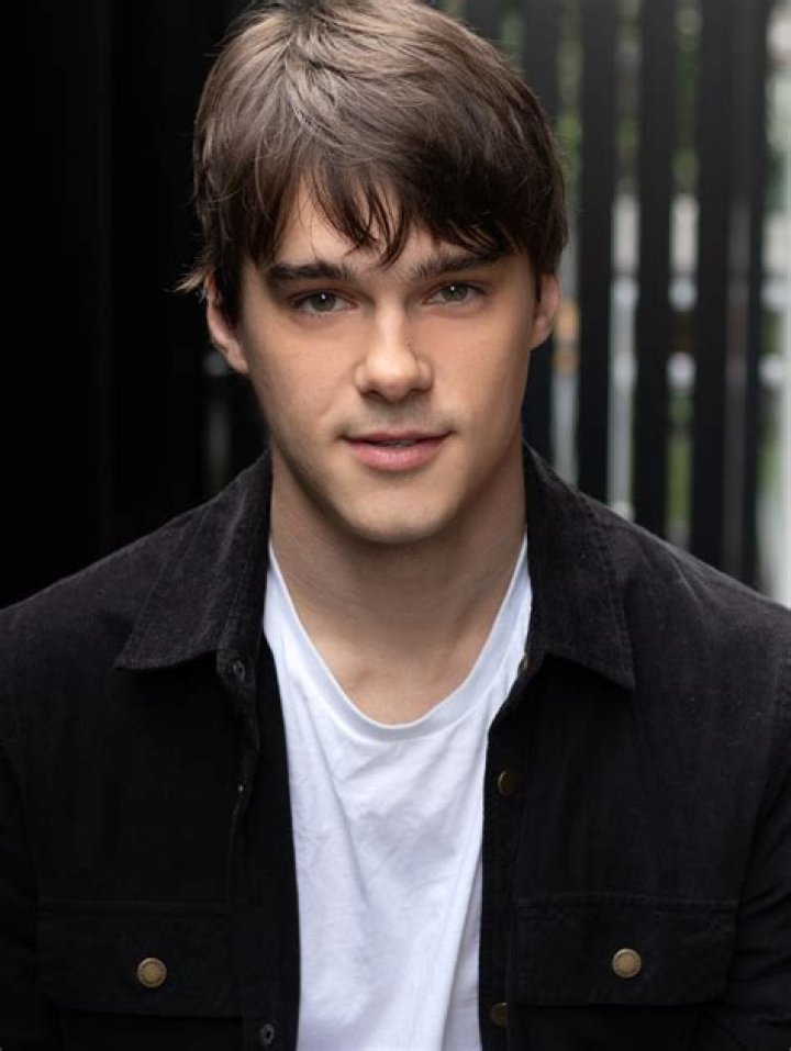 Mitchell Hope Celebrities on Cameo in 2020 POPSUGAR Celebrity Photo 15