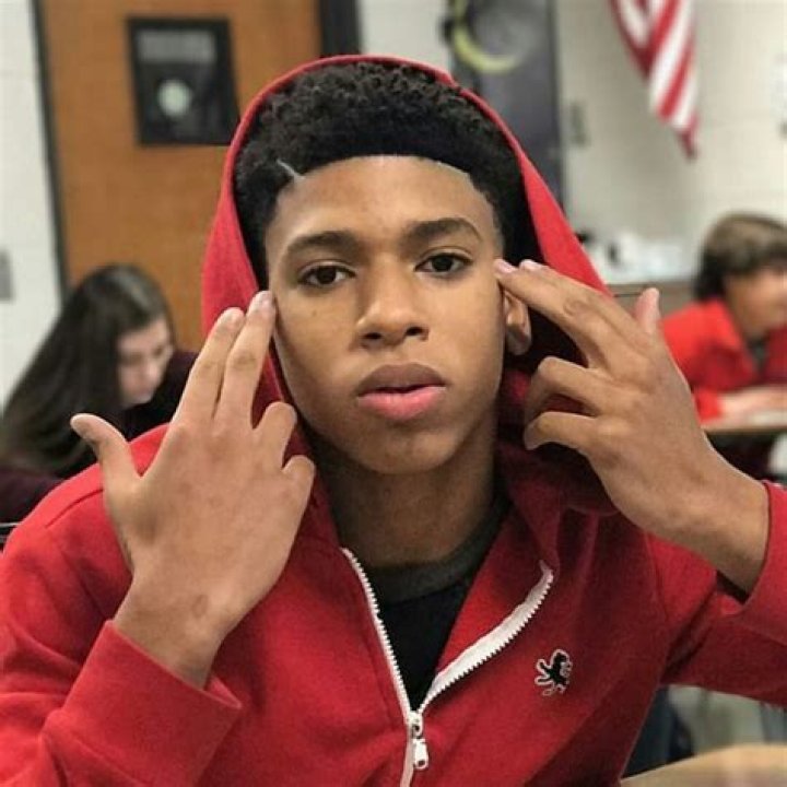 NLE Choppa Before The Fame!!! Cute black boys, Cute black guys, Cute