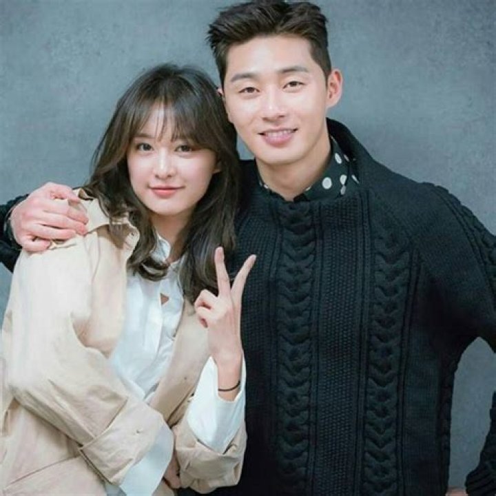 Park Seo Joon and Kim Ji Won Say They Will Get Married Under One
