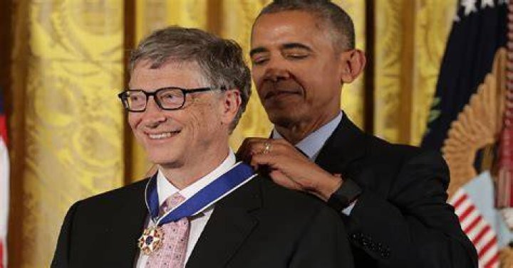 Photo Obama, Bill Gates and Michelle "aka Michael LaVon Robinson