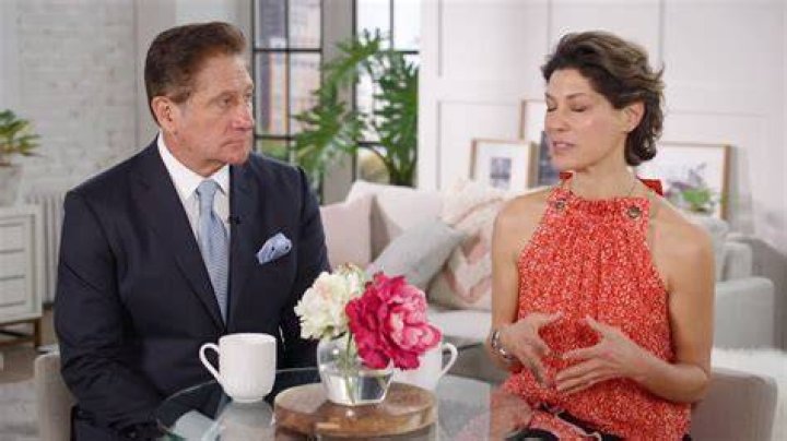 QVC Dana Bledsoe Husband Is She Married To John Ross?