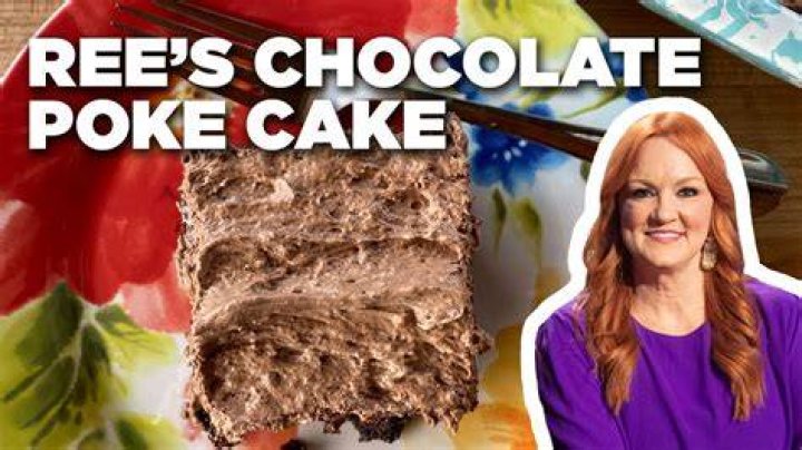 Ree Drummond&rsquo;s 11Carton Chocolate Cake Recipe Uses a Unique Measuring