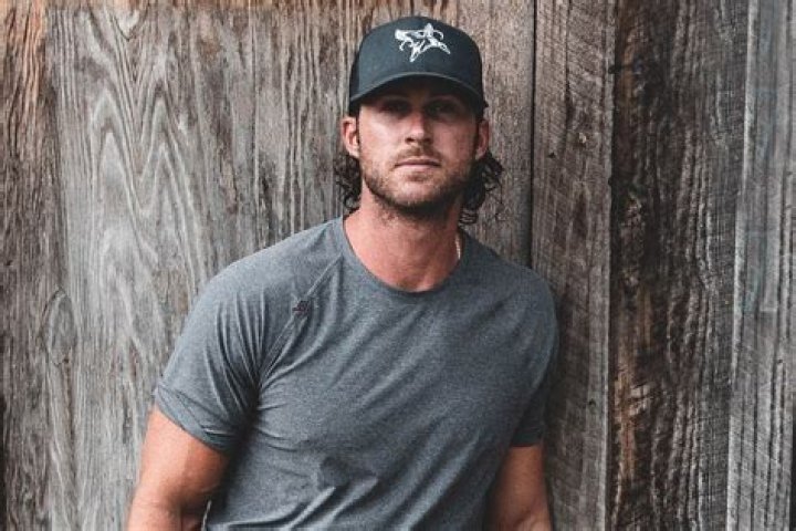 Riley Green&rsquo;s Storytelling Talents Shine Bright on 'If It Wasn&rsquo;t for Trucks' EP American