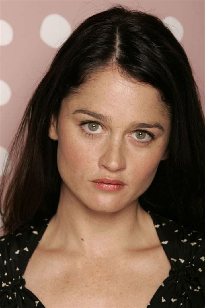 Robin Tunney &ldquo;Dear Edward&rdquo; TV Series Premiere in Los Angeles 01/31