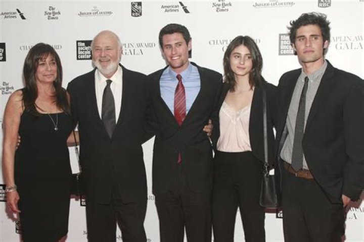 Romance Problems Wherein Rob Reiner&rsquo;s Kid Tells Us She Hasn&rsquo;t Seen