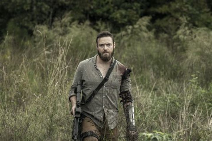 Ross Marquand Confirms Aaron And Jesus Were Romantic Off Screen On 'The