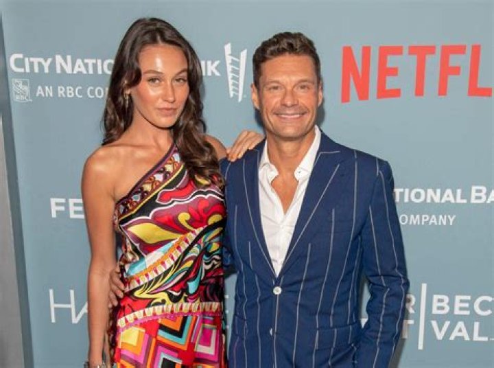 Ryan Seacrest and Girlfriend Aubrey Paige Hit the Gym in New York City